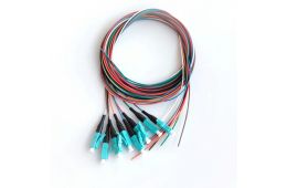 Набор цветных пигтейлов CMS LC/UPC 1.5 м, OM3, Easy strip, для 8 волокон (PG-1.5LC(MM)(ON)E-K8)