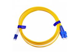 Патчкорд CMS SC/UPC-LC/UPC SM 2м Duplex, Slim 2мм (UPC-2SCLC(SM)D(ON)S)